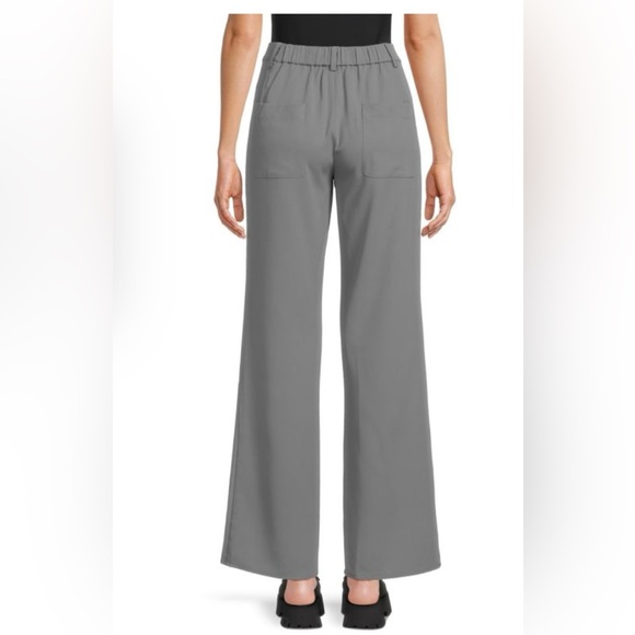 Area Stars Victoria Crepe Pants Medium NWOT | Flare Leg + Lightweight Stretch - Picture 2 of 2